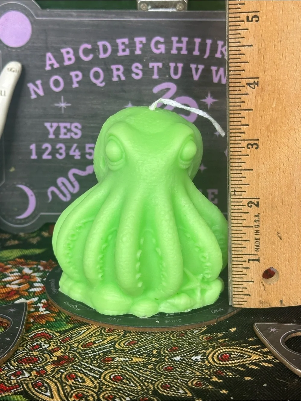 Ocean Familiar Octopus Candle